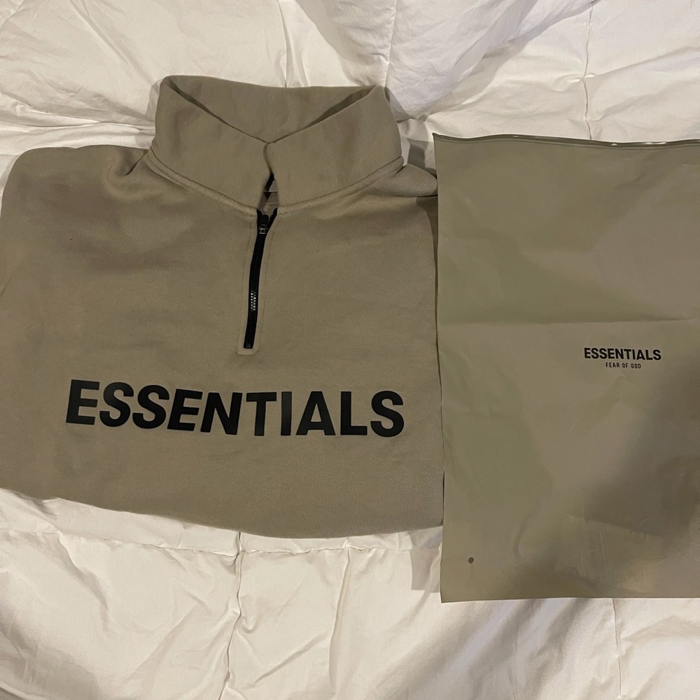 Fear of God Essentials 1/4 zip